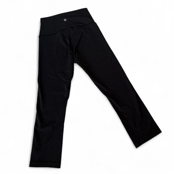 Lululemon Black Cropped Capri Leggings - Size 4 - Picture 4 of 6